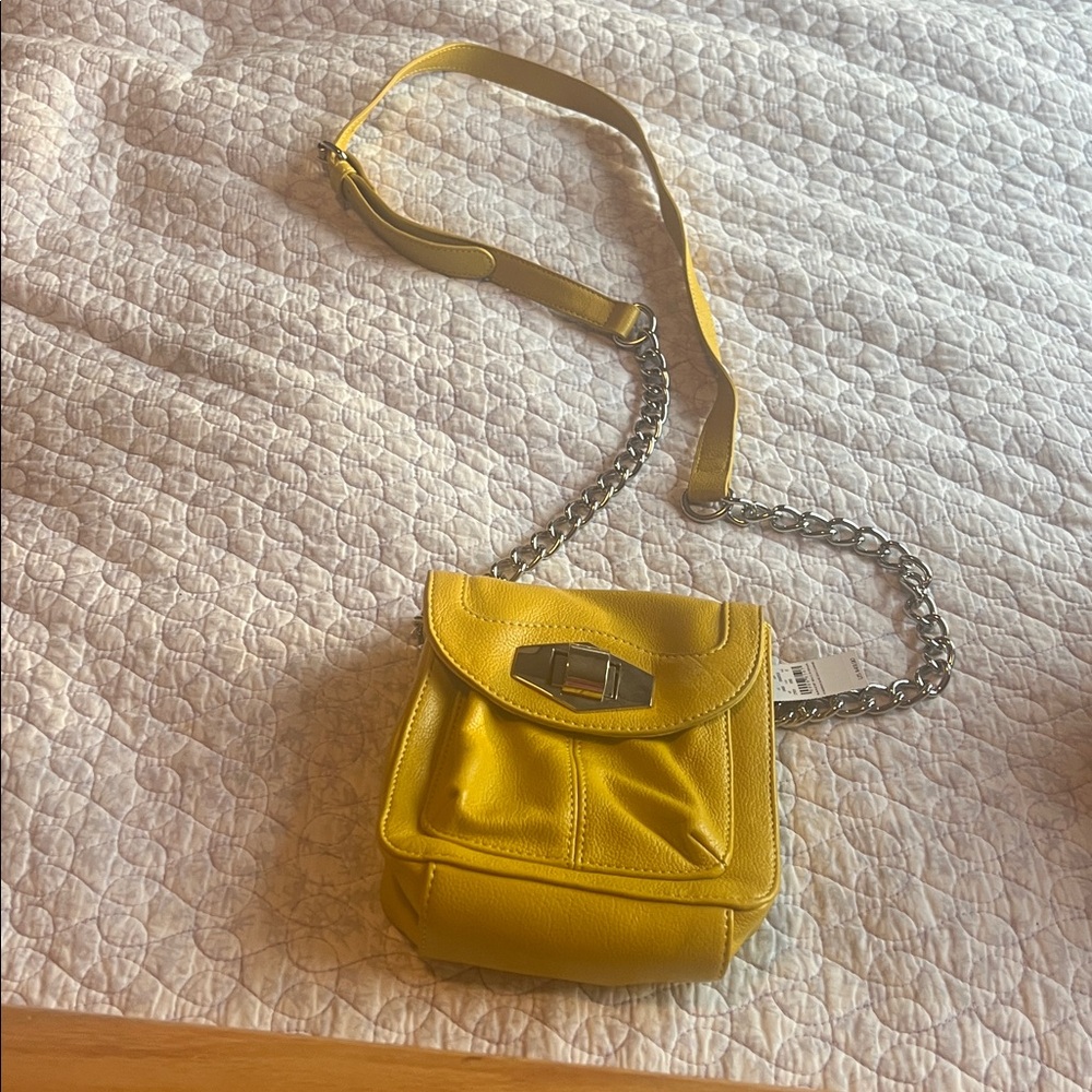 Yellow Leather Crossbody Bag with Chain Strap - Picture 2 of 2